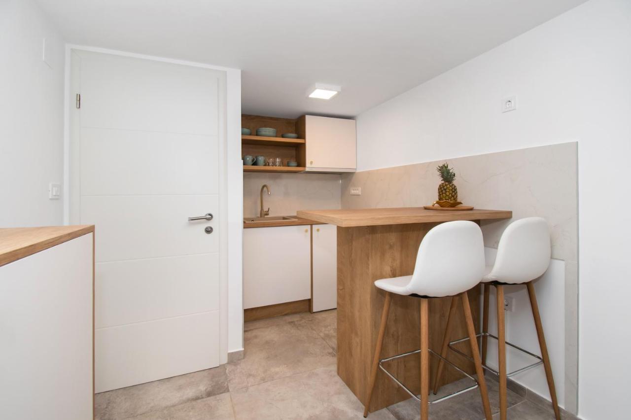 Apartmani Monika Žaborić Eksteriør billede