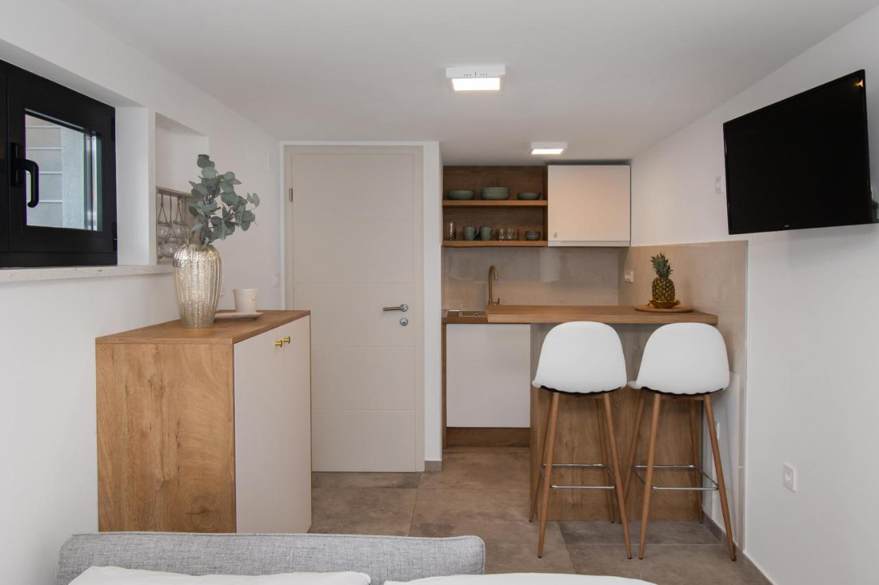 Apartmani Monika Žaborić Eksteriør billede