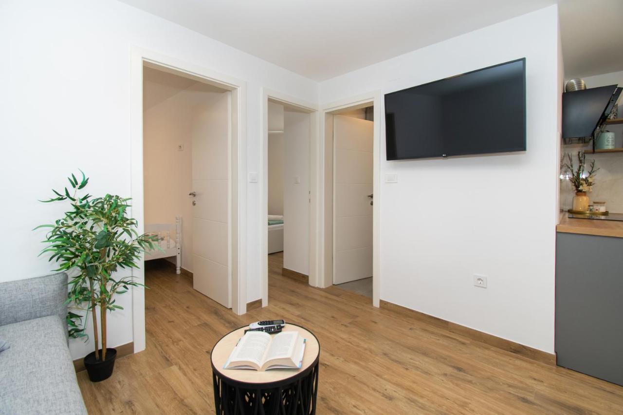 Apartmani Monika Žaborić Eksteriør billede